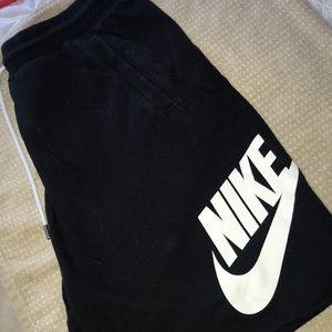 Nike authentic cotton shorts